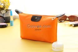 義烏專業淘寶攝影 打造網店爆款，從一張精美的包包照片開始